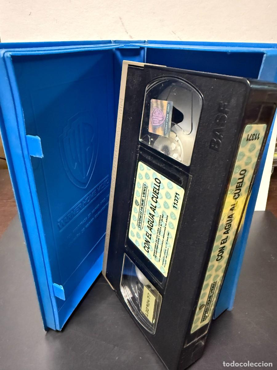 Cine: Con El Agua Al Cuello (VHS) - Foto 4
