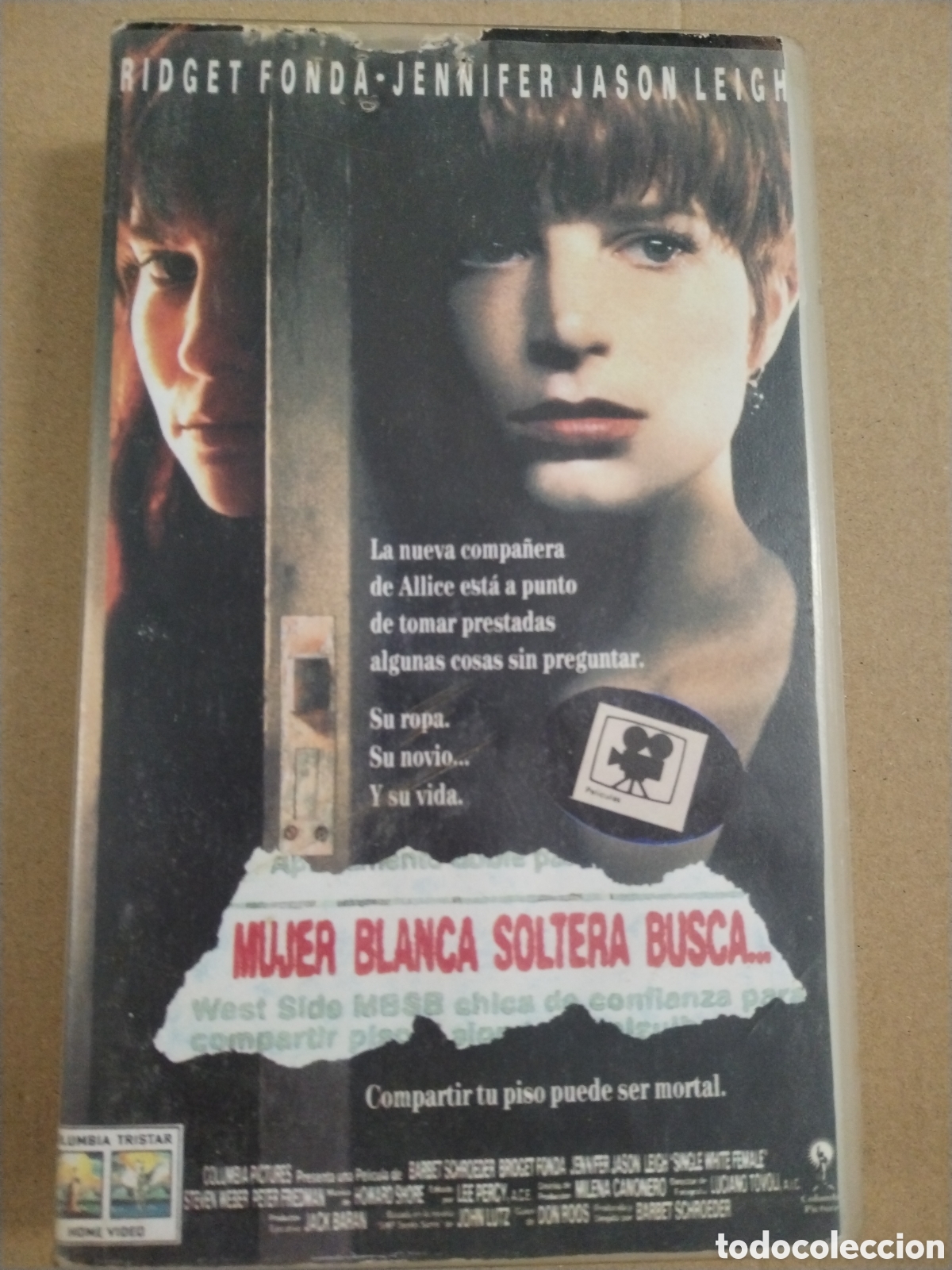 Cine: MUJER BLANCA SOLTERA BUSCA. (VHS)