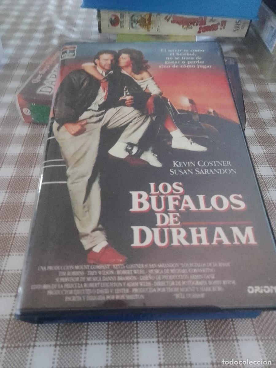 Cine: Los b&uacute;falos de durham vhs caja grande 1 edici&oacute;n