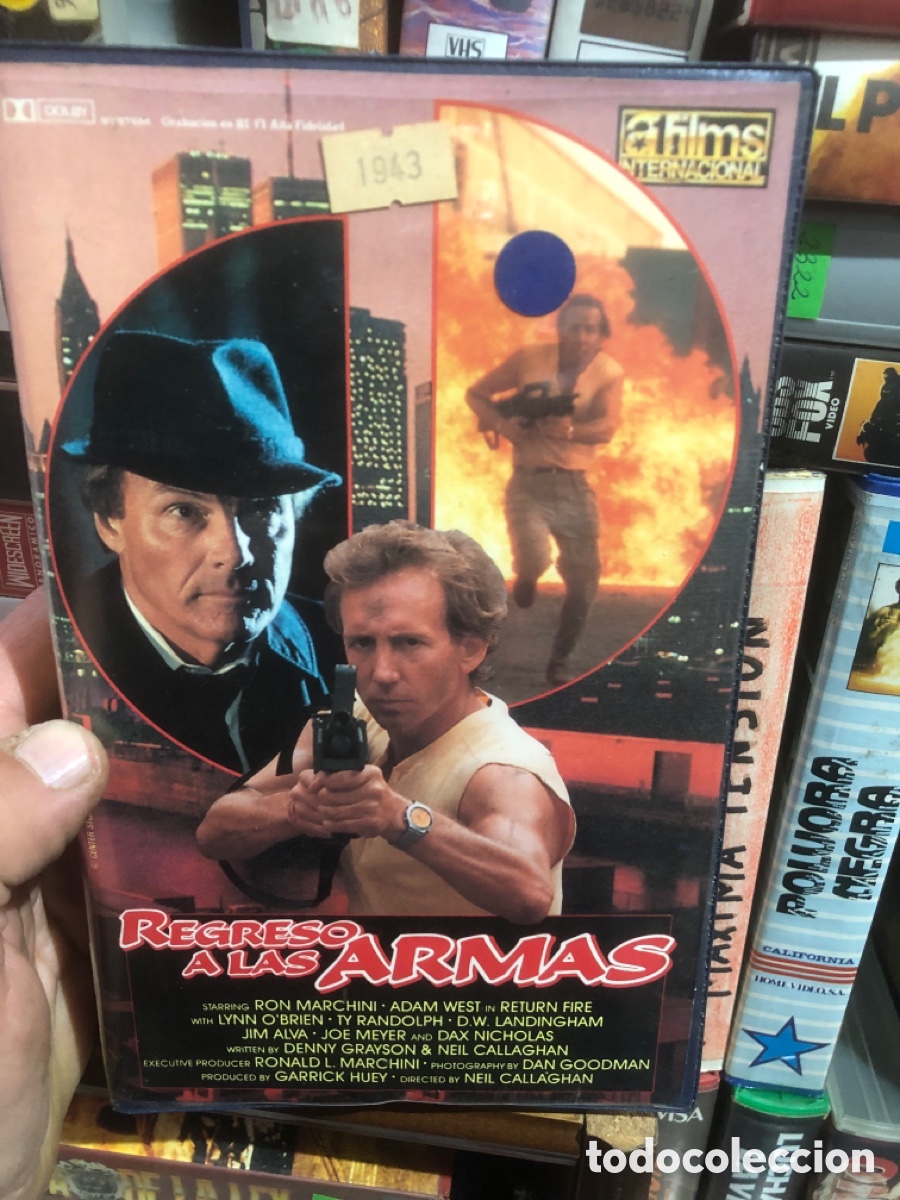 Cine: VHS V&Iacute;DEO CLUB REGRESO A LAS ARMAS