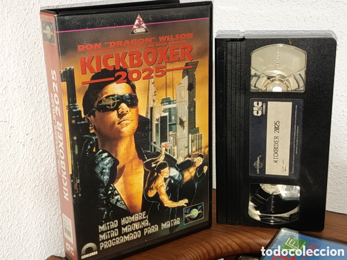 Cine: Kickboxer 2025. Don drag&oacute;n Wilson. Pel&iacute;cula VHS