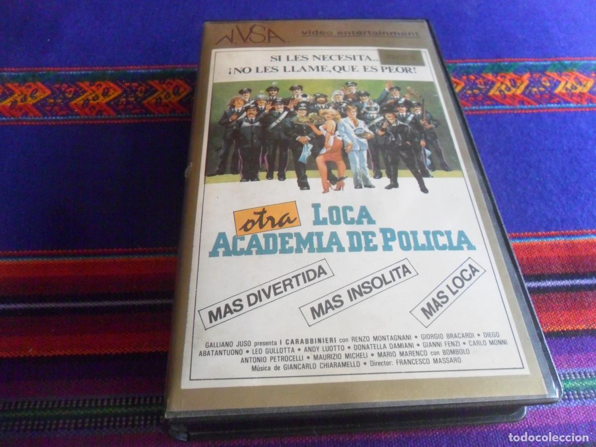 Cine: VHS OTRA LOCA ACADEMIA DE POLIC&Iacute;A, LA VERSI&Oacute;N REMAKE ITALIANA. 1985. RARA.