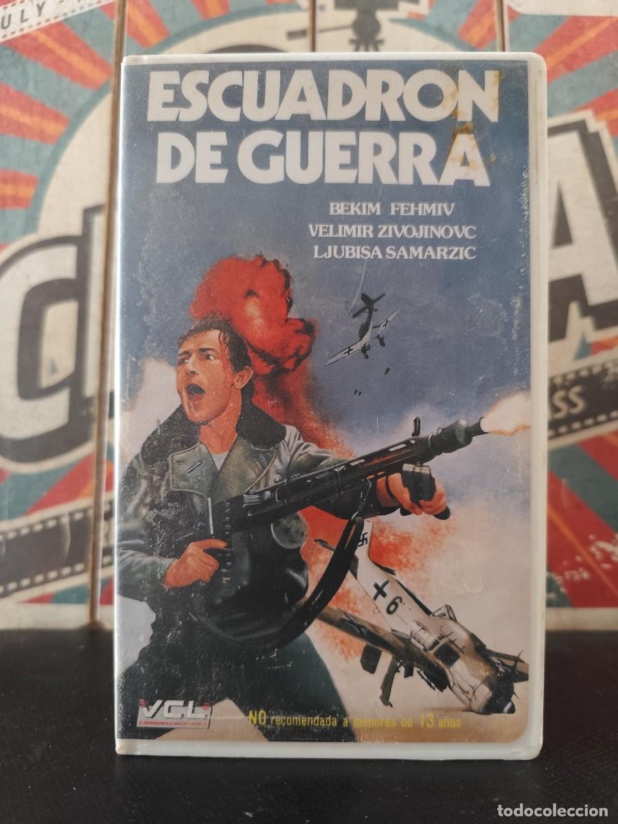 Cine: LF 30 VHS CP Escuadr&oacute;n de guerra - Bekim Fehmiv, Velimir Zivojinovc