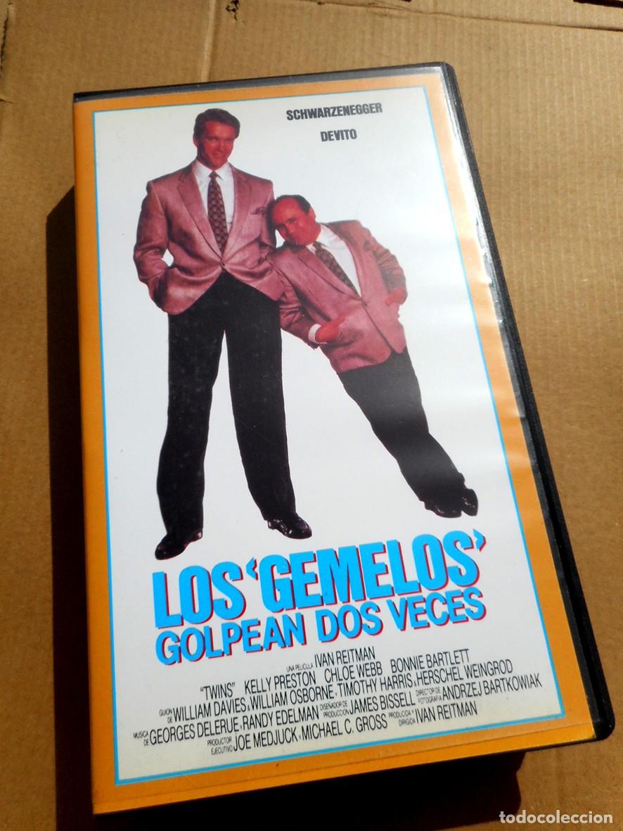Cine: LOS GEMELOS GOLPEAN DOS VECES (VHS) ARNOLD SCHWARZENEGGER -CAR&Aacute;TULA DE COLECCI&Oacute;N-