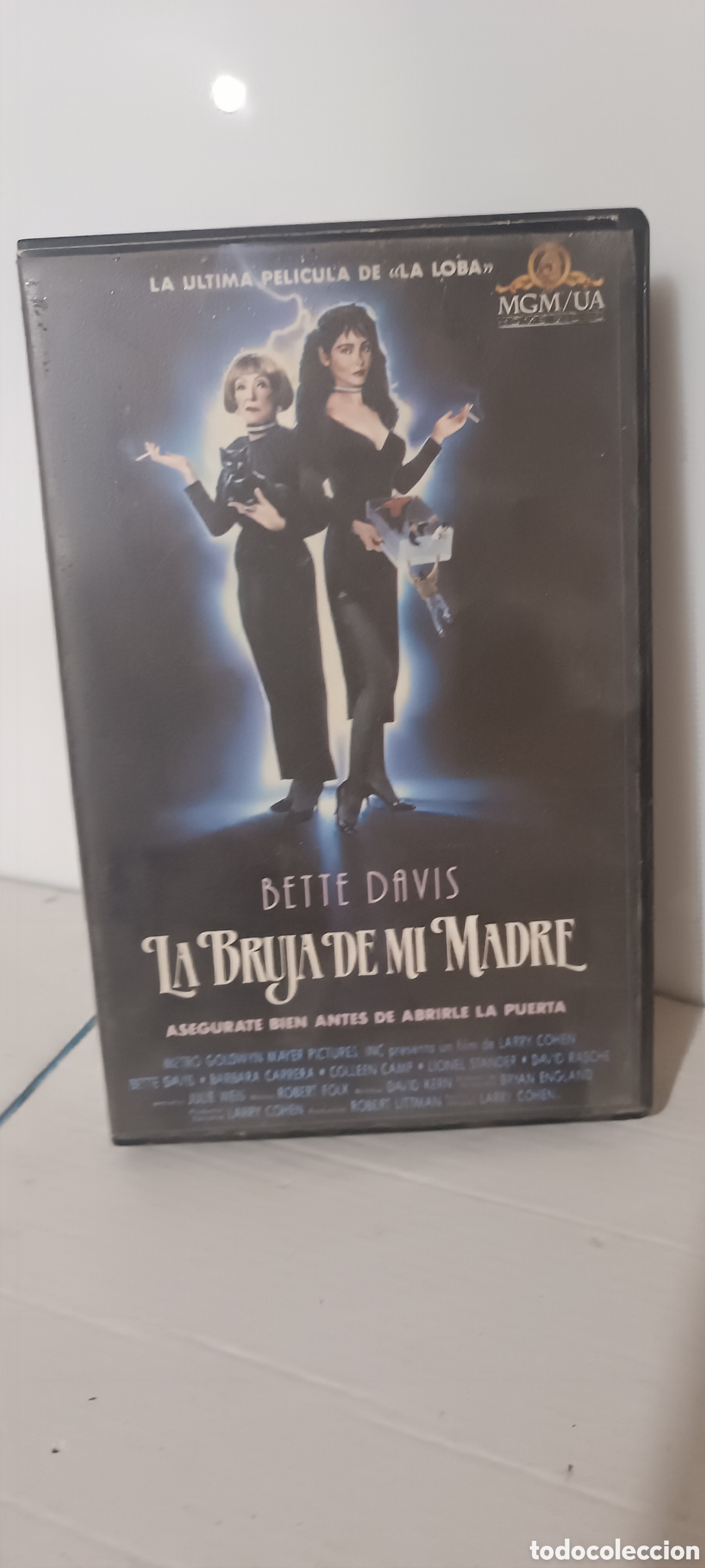 Cinema: VHS - La Bruja de mi madre, actriz Bette Davis a&ntilde;o 1990