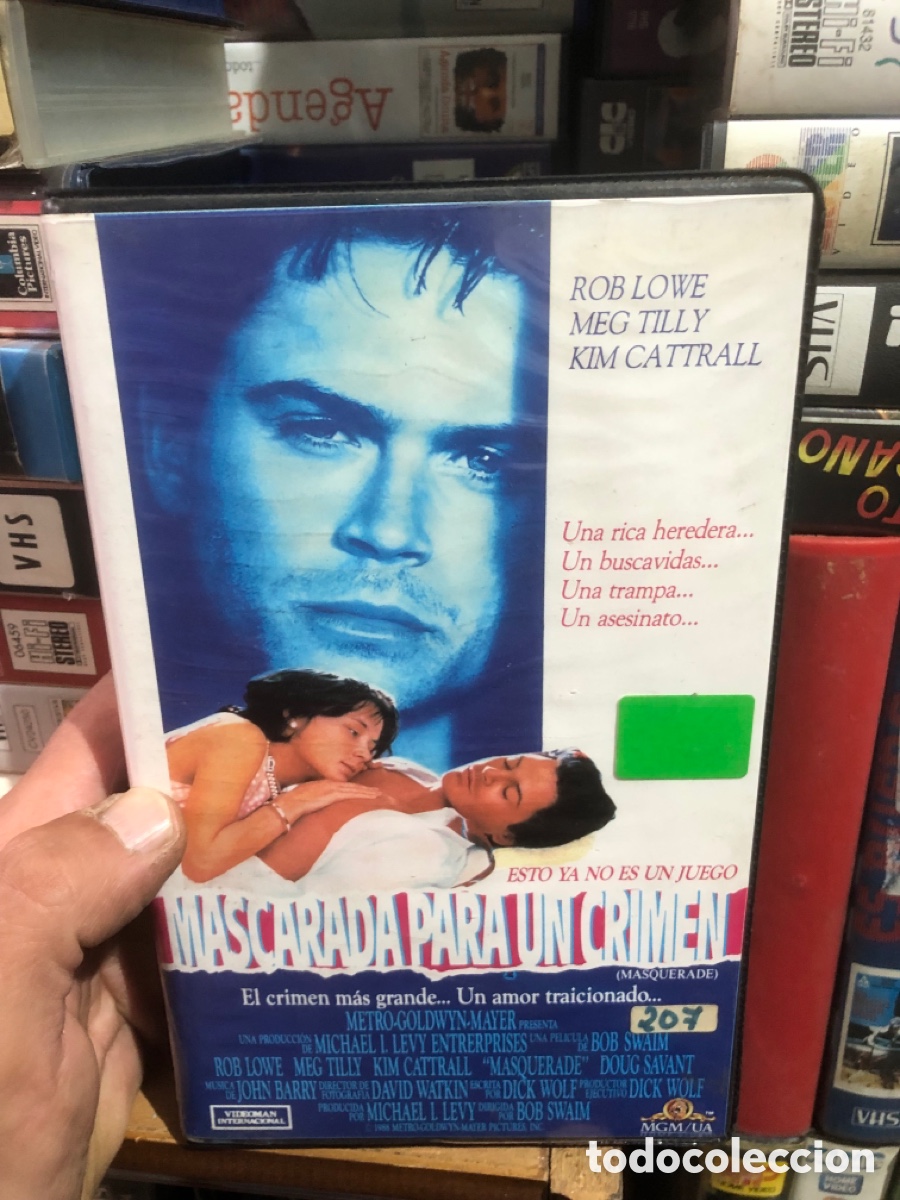 Cine: VHS V&Iacute;DEO CLUB MASCARADA PARA UN CRIMEN