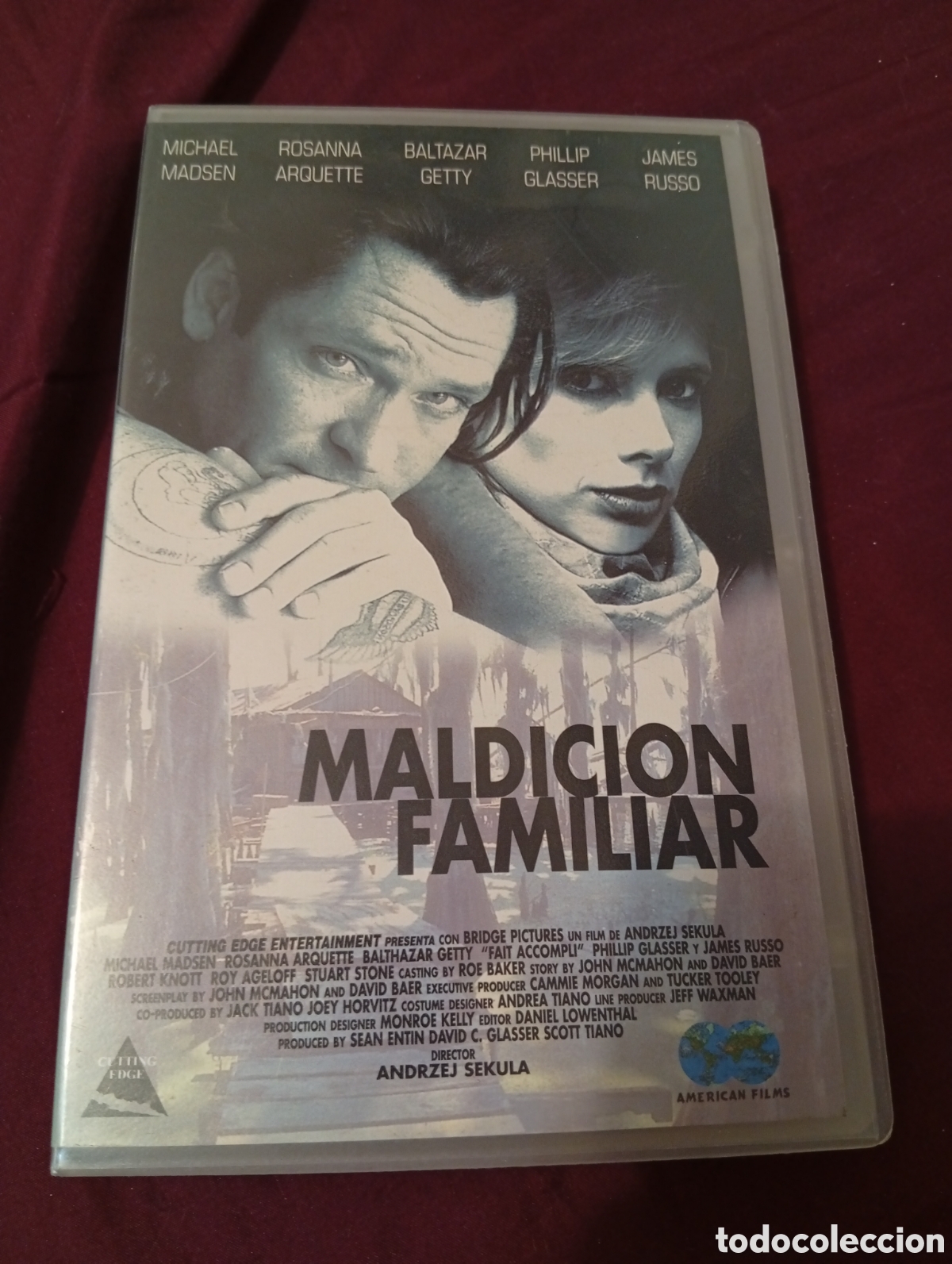 Cine: Maldici&oacute;n familiar vhs