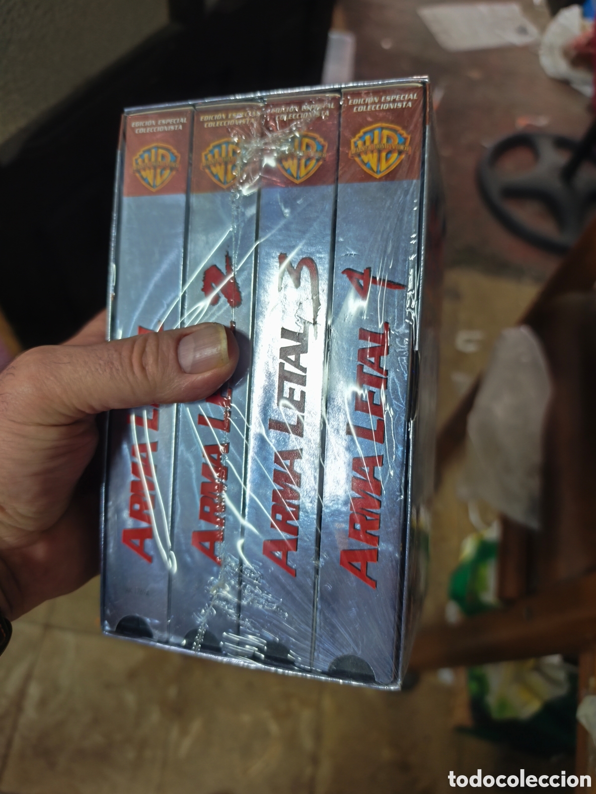 Cine: ARMA LETAL LA COLECCION (TETRALOGIA ) (VHS PACK CARTON)