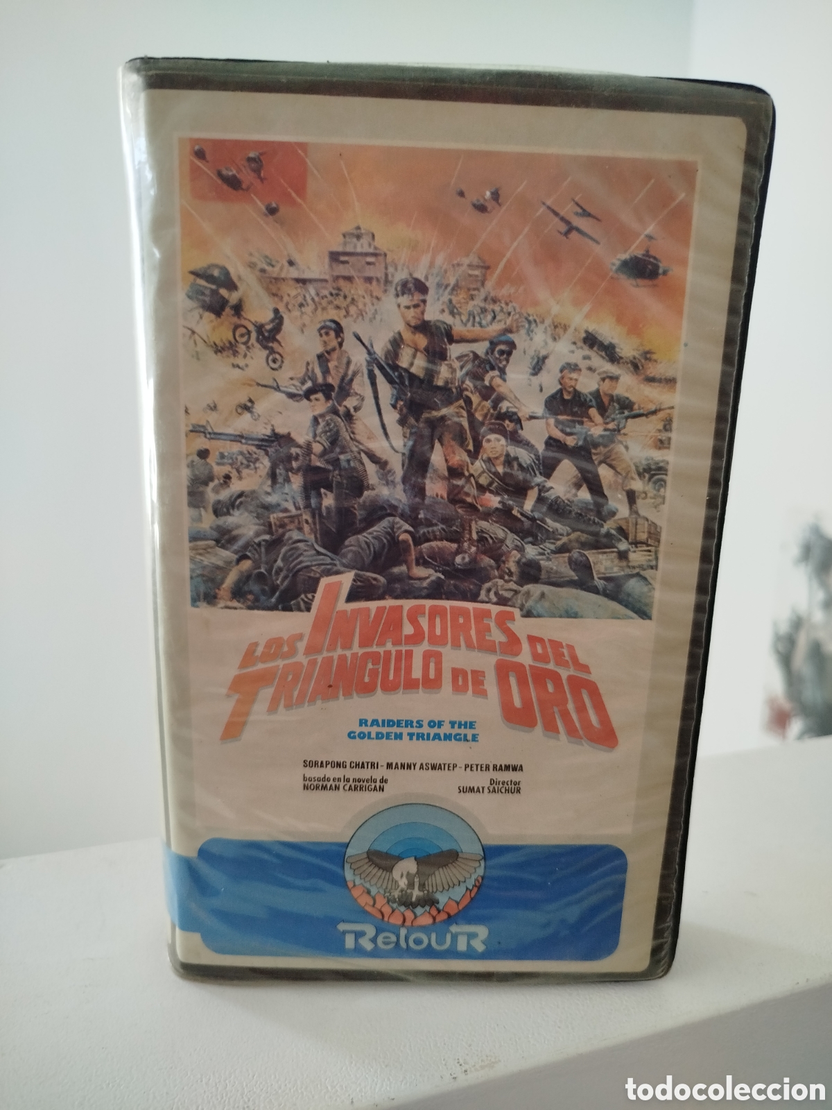 Cine: LIS INVASORES DEL TRI&Aacute;NGULO DE ORO, RAIDERS OF THE GOLDEN TRIANGLE VHS