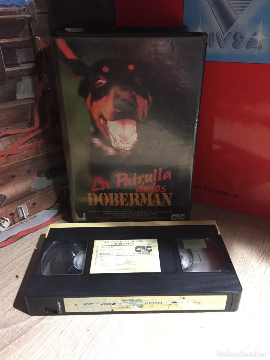 Cine: Vhs La patrulla de los doberman