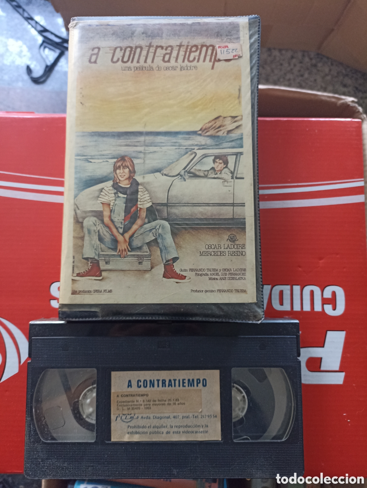 Cine: VHS-A CONTRATIEMPO. CB FILMS.