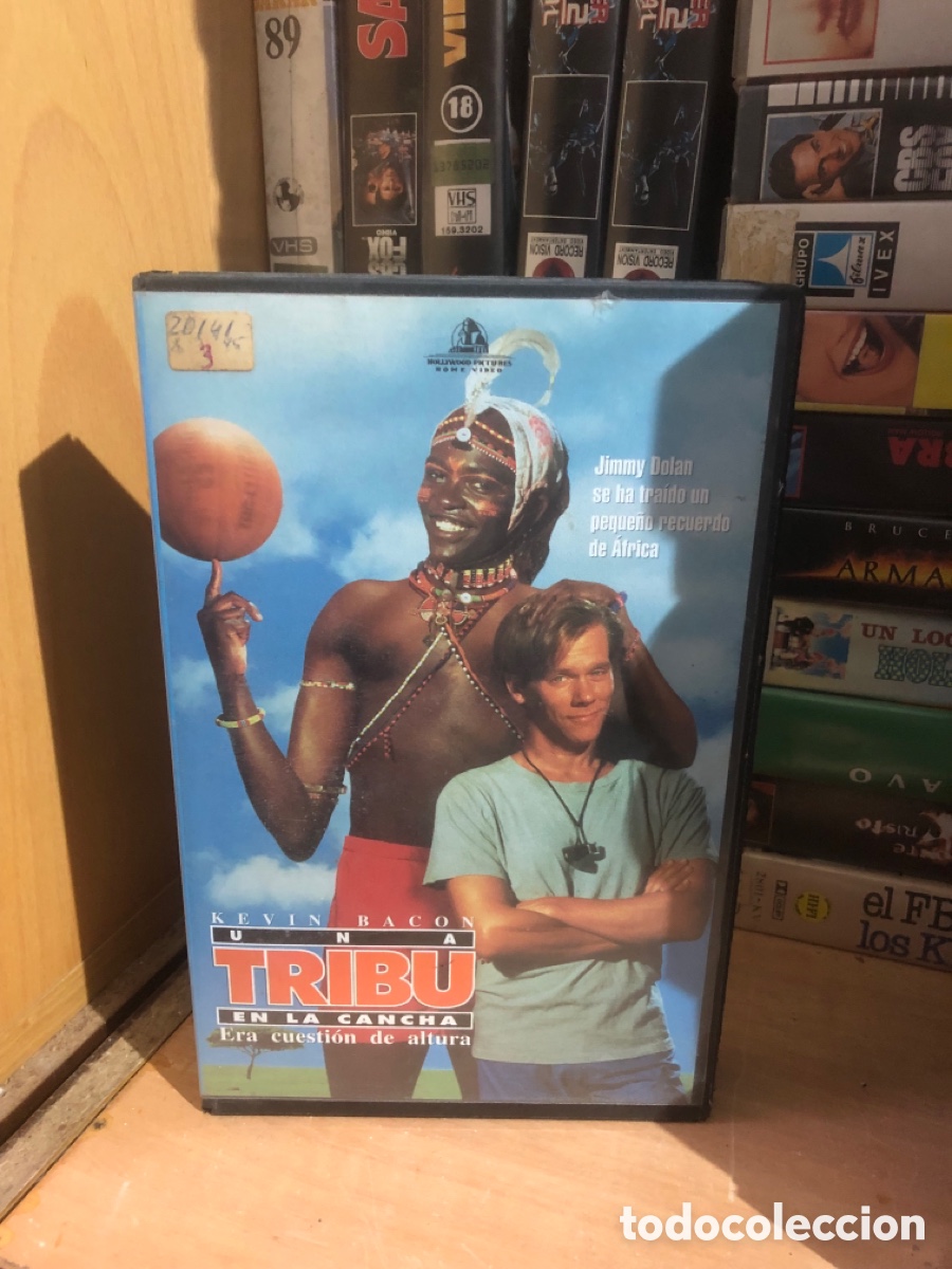 Cine: VHS V&Iacute;DEO CLUB UNA TRIBU EN LA CANCHA