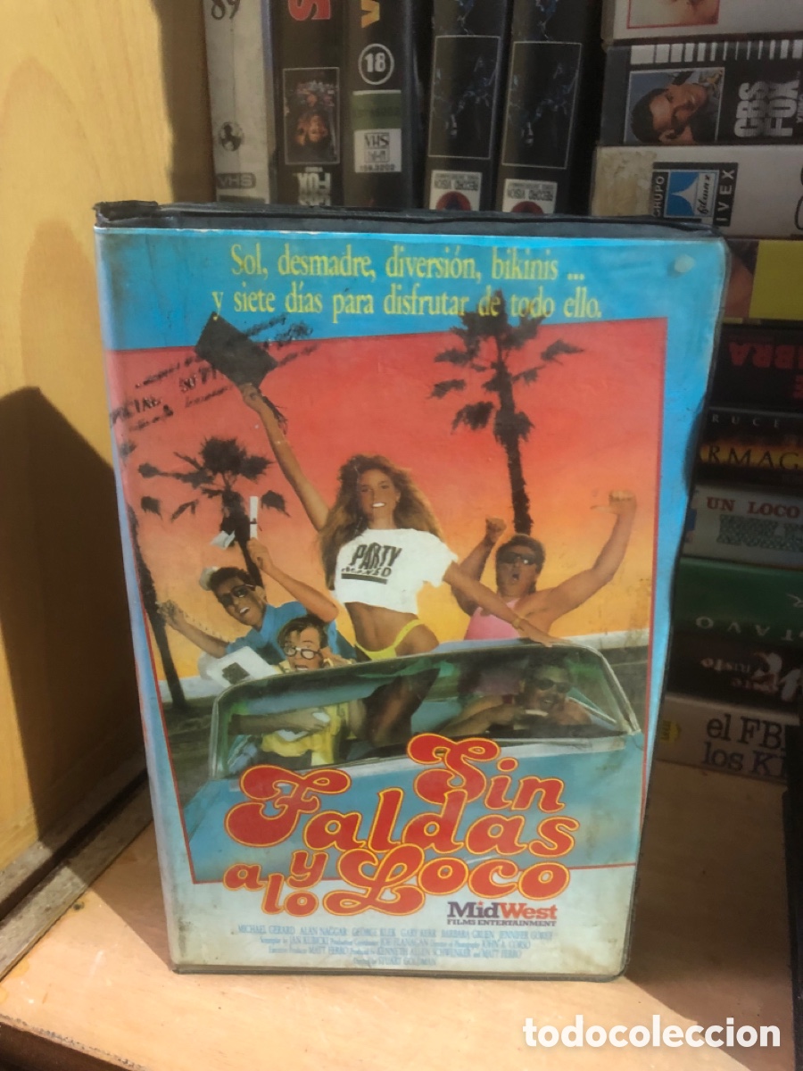 Cine: VHS V&Iacute;DEO CLUB SIN FALDAS Y A LO LOCO