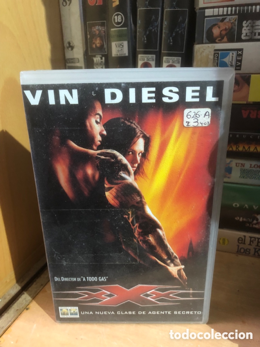 Cine: VHS V&Iacute;DEO CLUB TRIPLE X