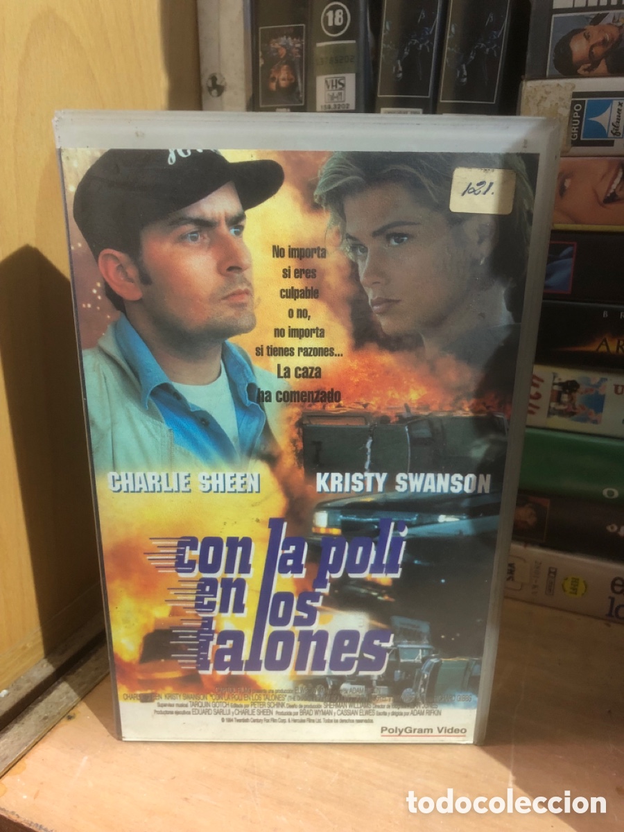 Cine: VHS V&Iacute;DEO CLUB CON LA POLI EN LOS TALONES