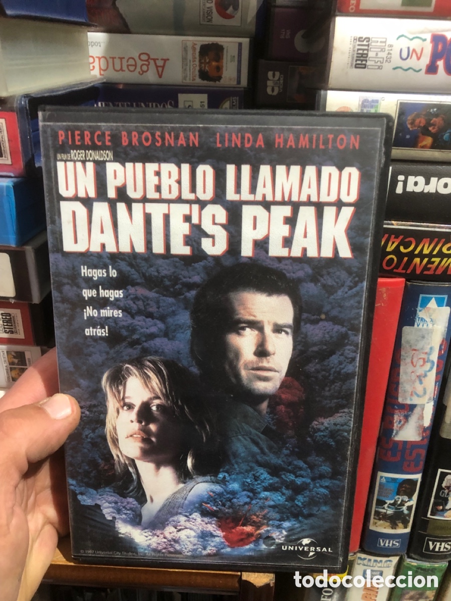 Cine: VHS V&Iacute;DEO CLUB UN PUEBLO LLAMADO DANTE&rsquo;S Peak