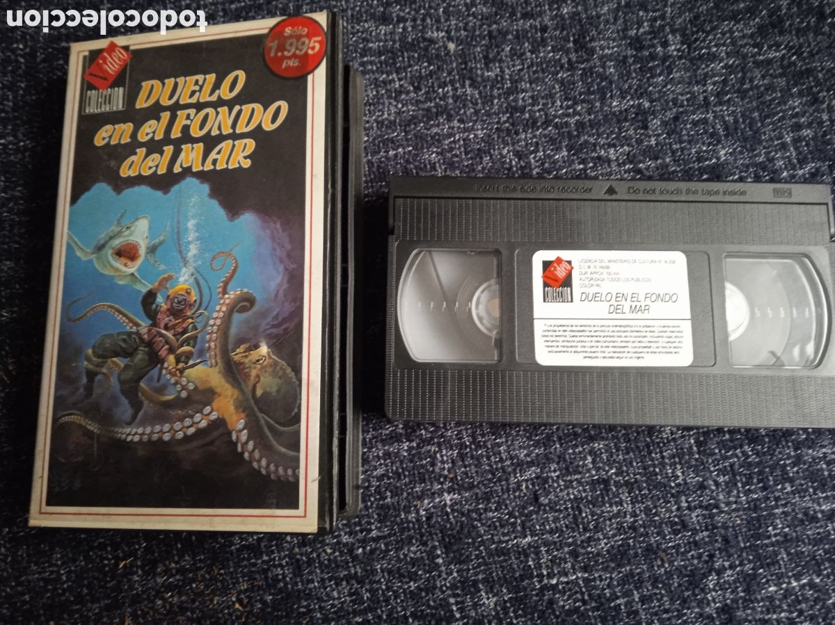 Cine: DUELO EN EL FONDO DEL MAR / ROBERT WAGNER - TERRY MOORE ( VHS )
