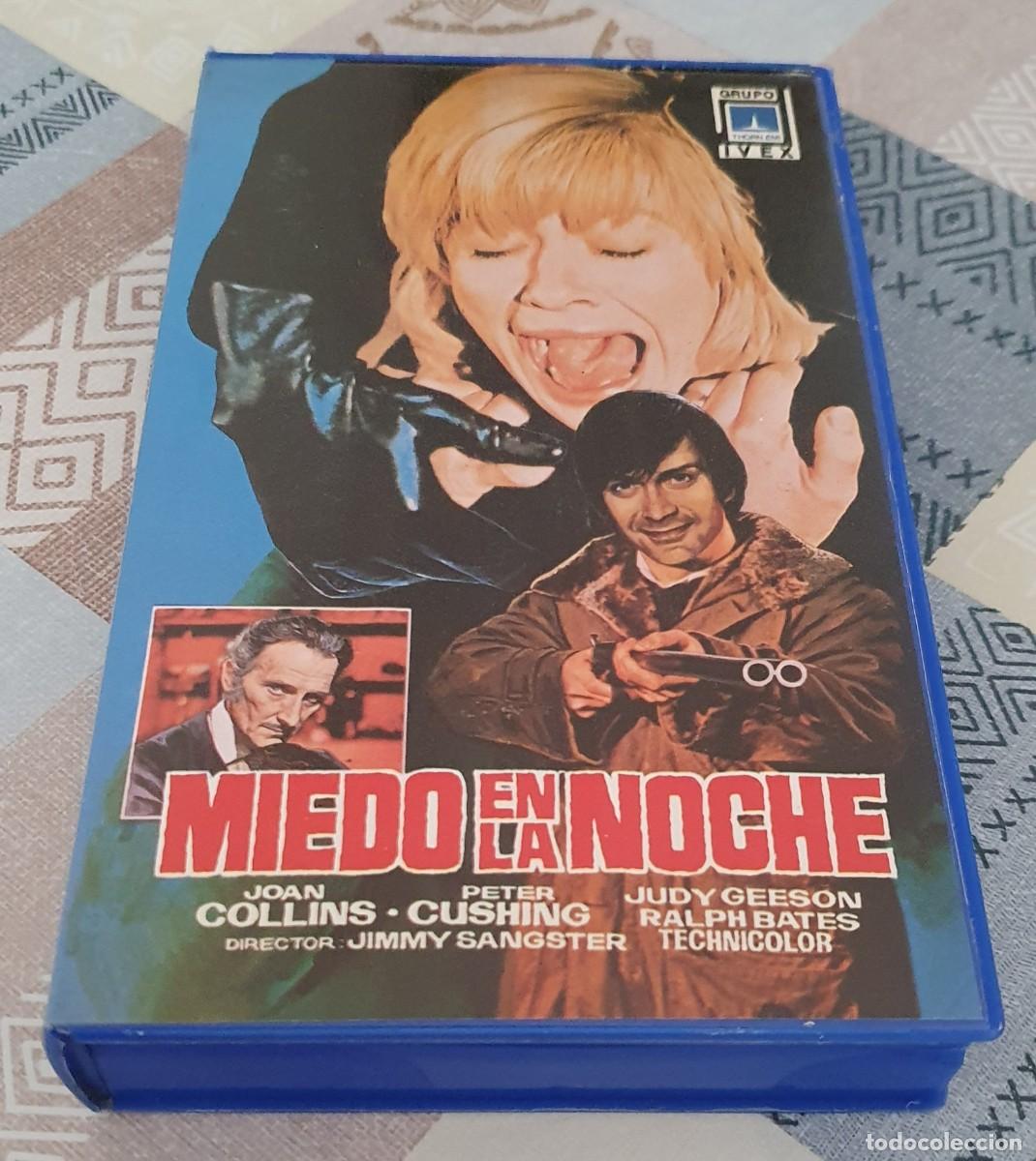 Cine: Pel&iacute;cula Vhs Miedo en la noche. Hammer. Peter Cushing. Editada por Grupo Ivex.