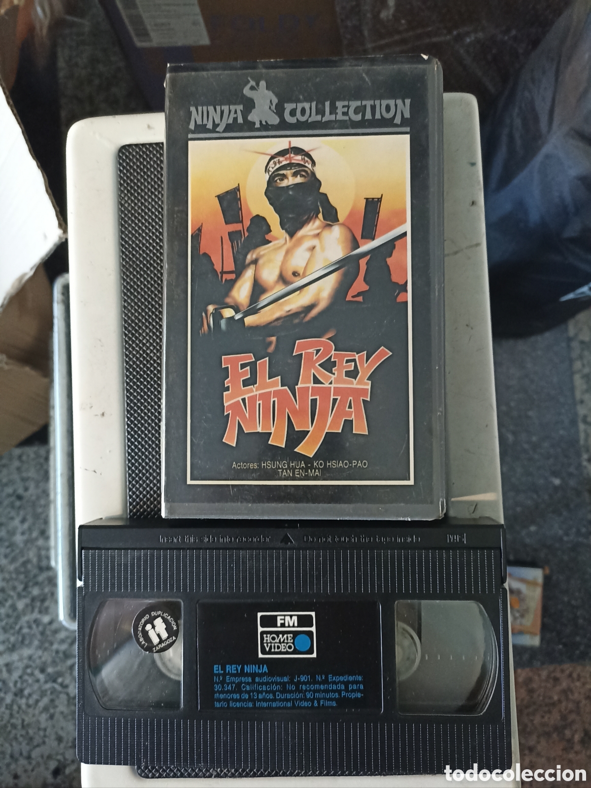Cine: VHS-EL REY NINJA. FM HOME VIDEO