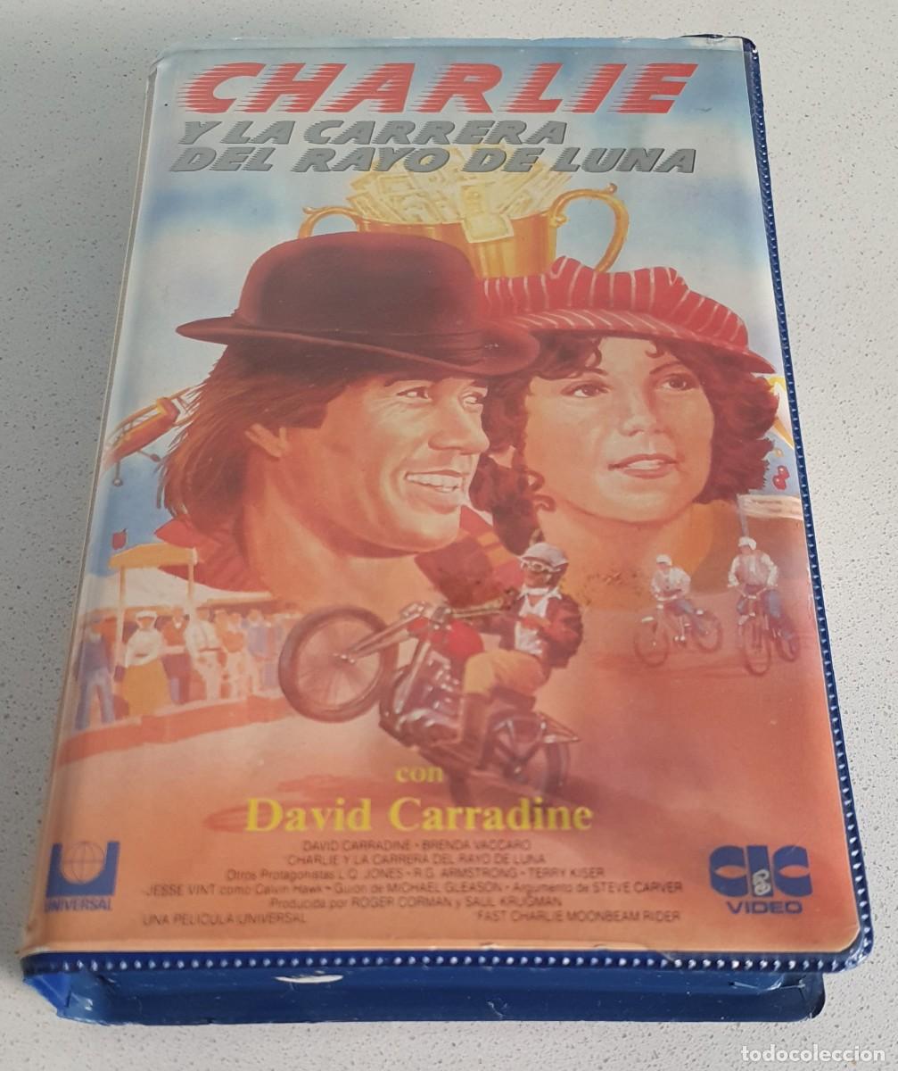 Cine: Pel&iacute;cula Vhs Charlie y la carrera del rayo de luna. David Carradine. CIC Video 1987. Videoclub.
