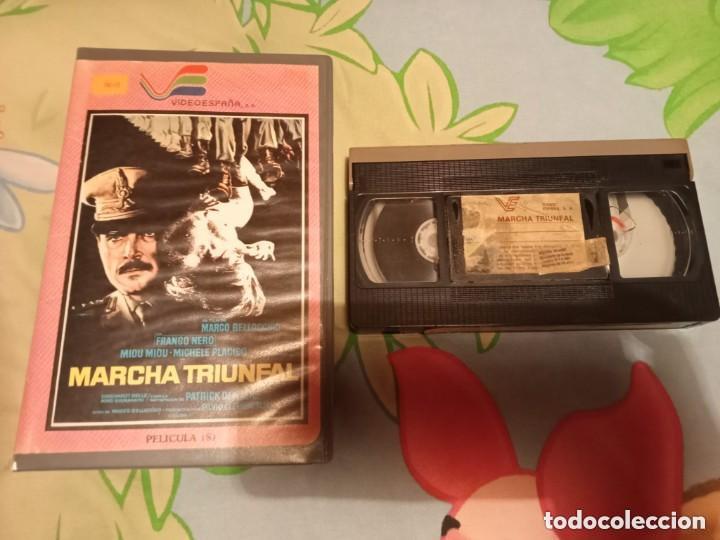 Cine: MARCHA TRIUNFAL (1976) VHS 1&ordf; EDICI&Oacute;N VIDEO ESPA&Ntilde;A FRANCO NERO MIOU MIOU MICHELE PLACIDO