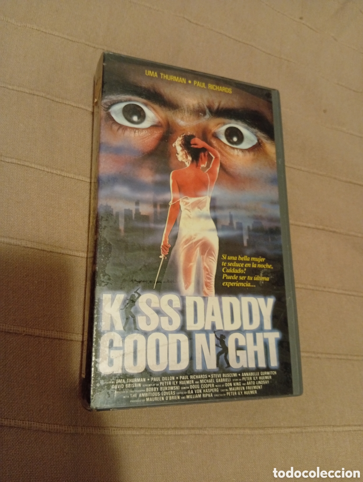 Cine: Kiss daddy good night vhs