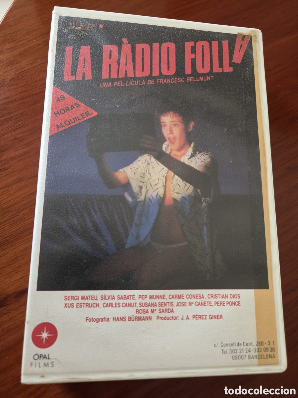 Cine: VHS original &ldquo;La R&agrave;dio Foll(a)&rdquo; (1987) &ndash; Cine catal&aacute;n de Francesc Bellmunt &ndash; Edici&oacute;n Opal Films