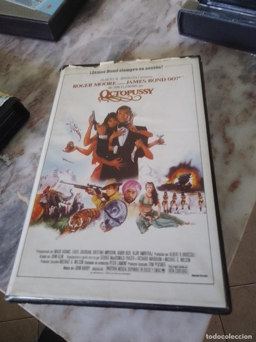 Cine: Octopussy 007 vhs caja grande rrareza