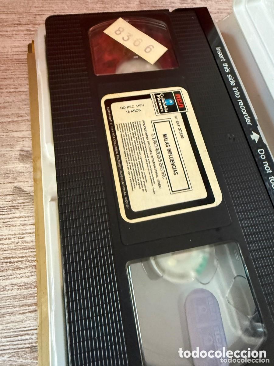 Cine: Malas Influencias (VHS) - Foto 4