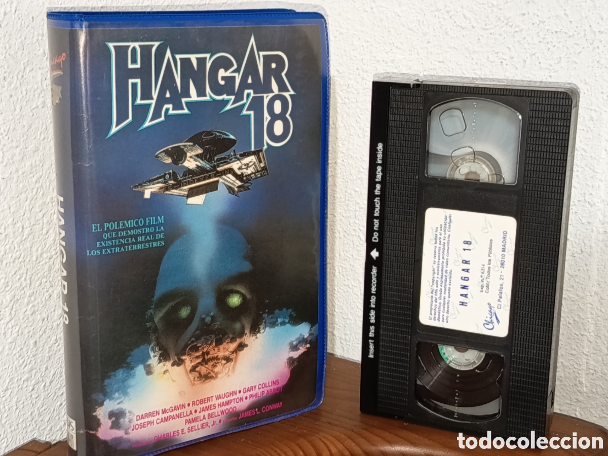 Cine: Hangar 18. Pel&iacute;cula VHS - Foto 1