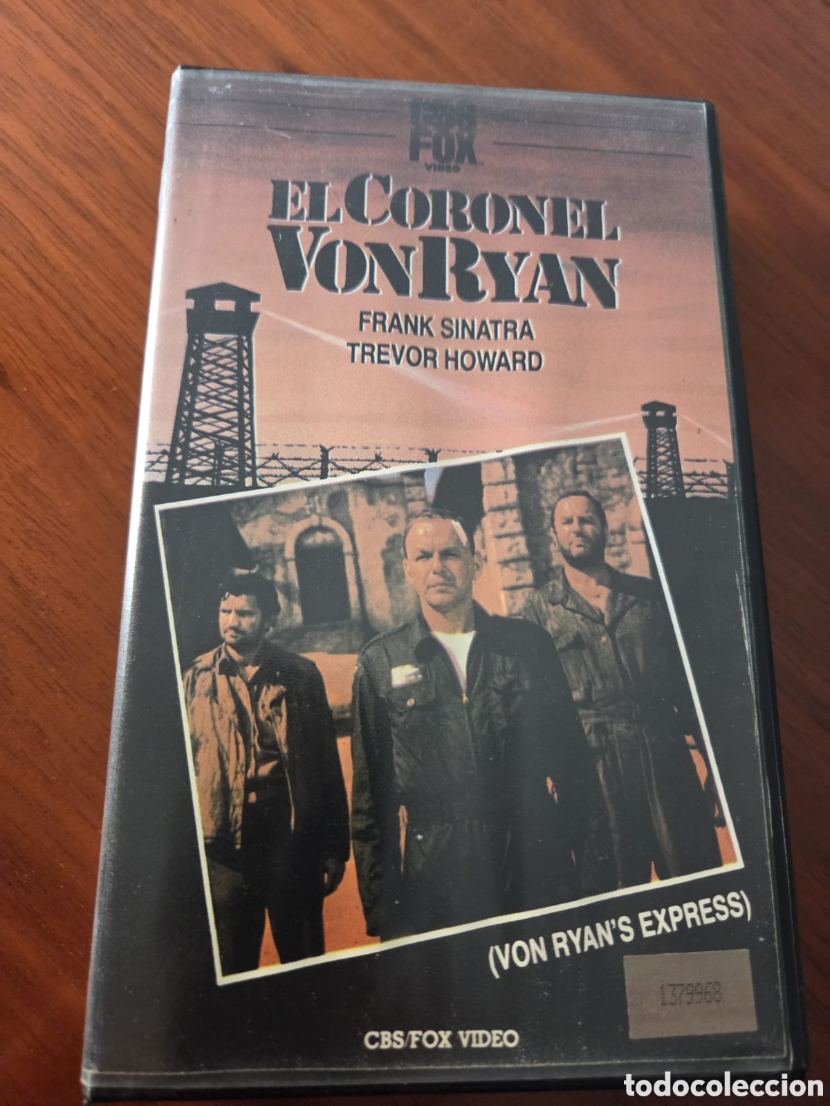 Cine: VHS El Coronel Von Ryan &ndash; Raffaella Car CBS/Fox Video &ndash; Frank Sinatra &ndash; Cine b&eacute;lico
