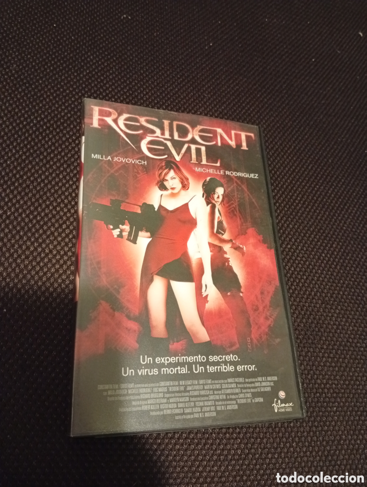Cine: Resident Evil vhs pel&iacute;cula