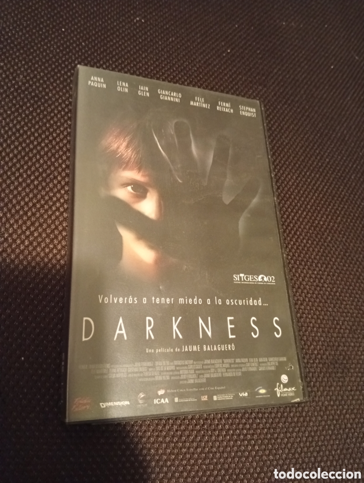 Cine: Darkness vhs pel&iacute;cula