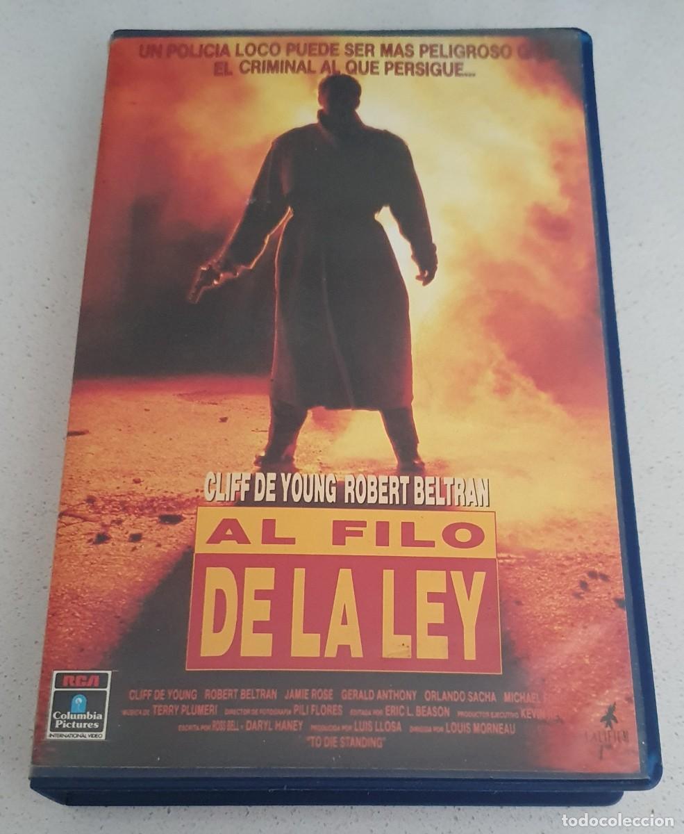 Cine: Pel&iacute;cula Vhs Al Filo de la Ley. RCA Columbia 1991 videoclub alquiler.