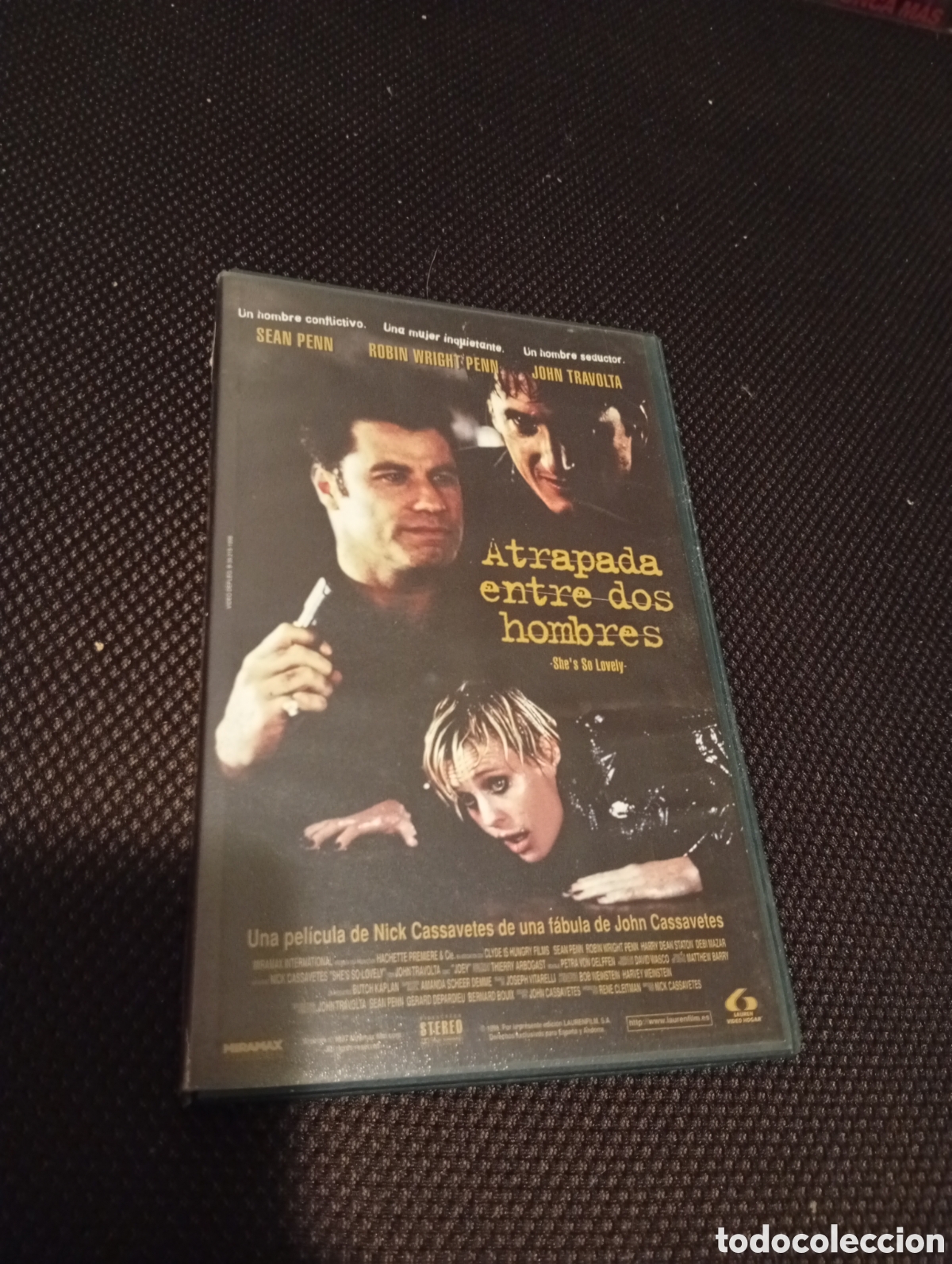 Cine: Atrapada entre dos hombres vhs