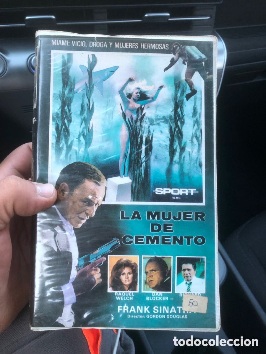 Cine: VHS V&Iacute;DEO CLUB LA MUJER DE CEMENTO