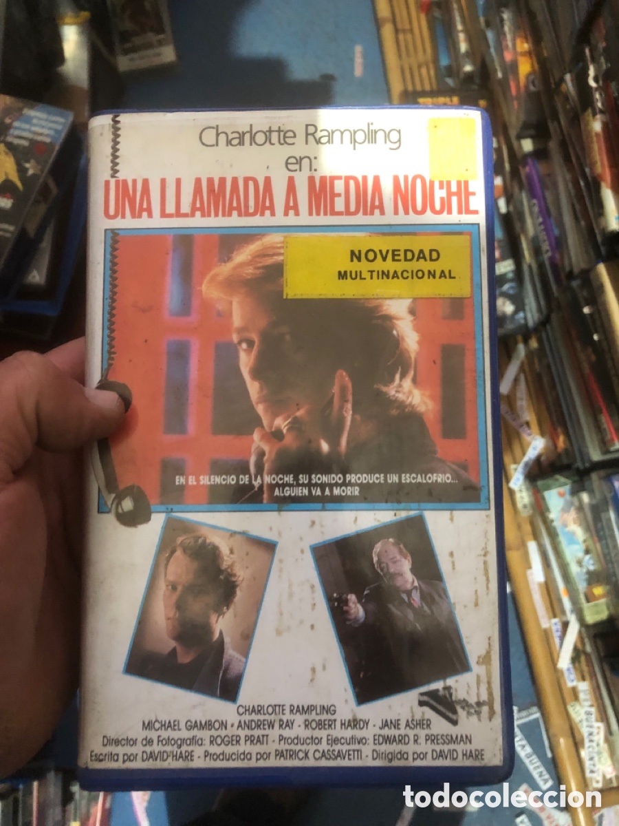 Cine: VHS V&Iacute;DEO CLUB UNA LLAMADA A MEDIA NOCHE