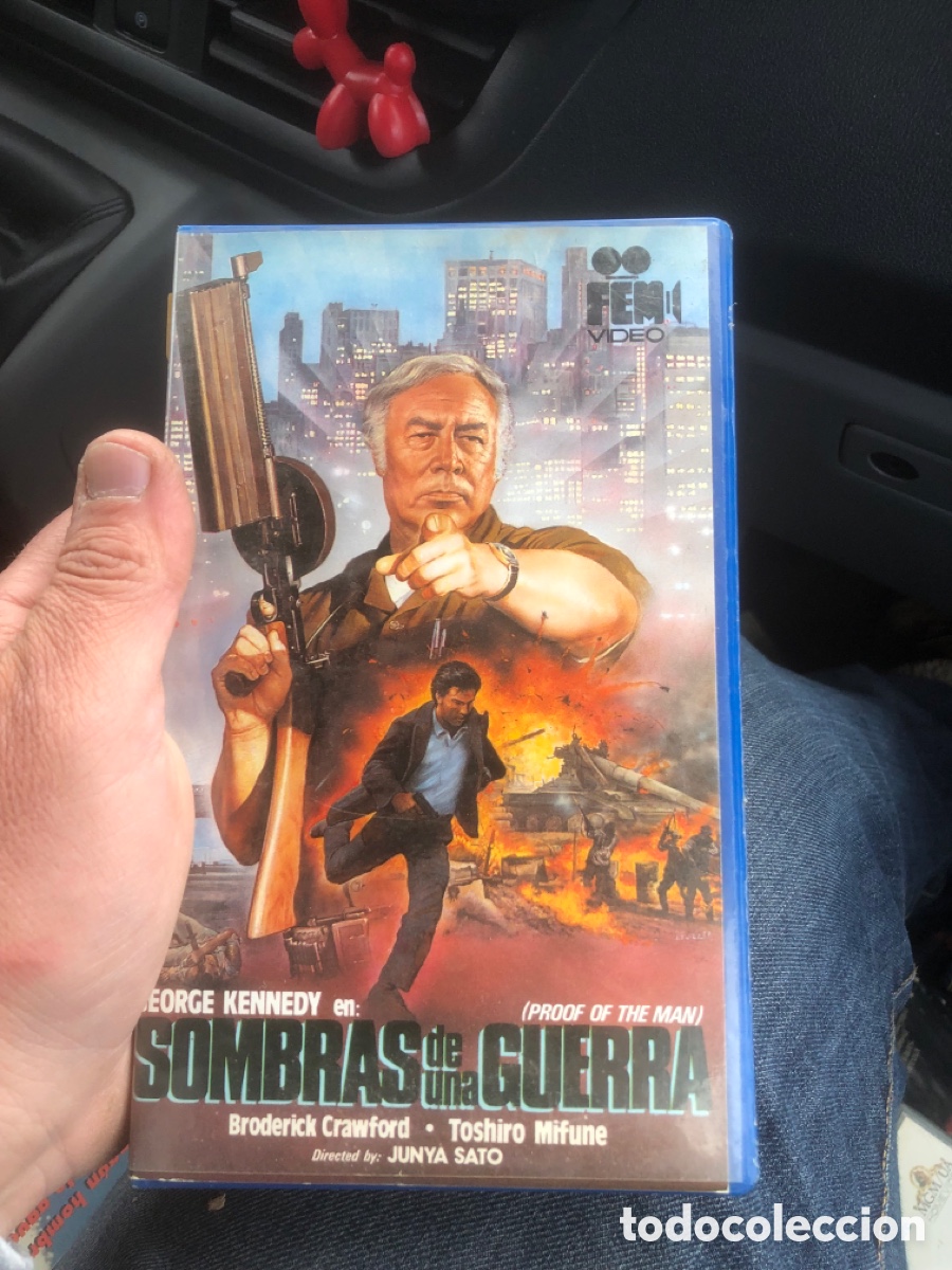 Cine: VHS V&Iacute;DEO CLUB SOMBRAS DE UNA GUERRA