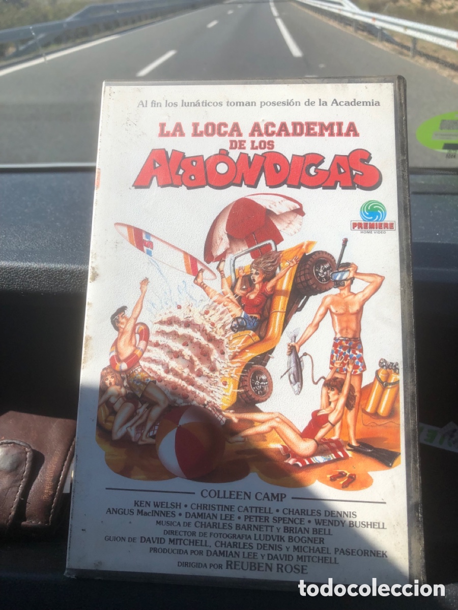 Cine: VHS V&Iacute;DEO CLUB LA LOCA ACADEMIA DE LOS ALB&Oacute;NDIGAS