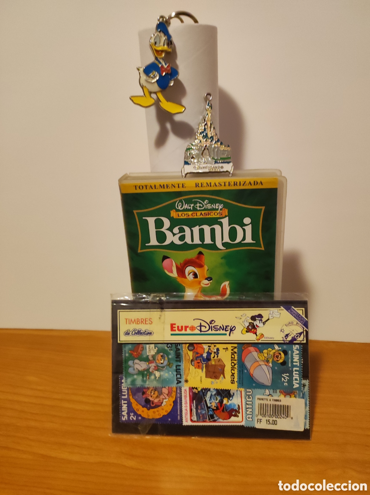 Cine: Lote Disney: Bambi DVD, 2 Llaveros y Sellos