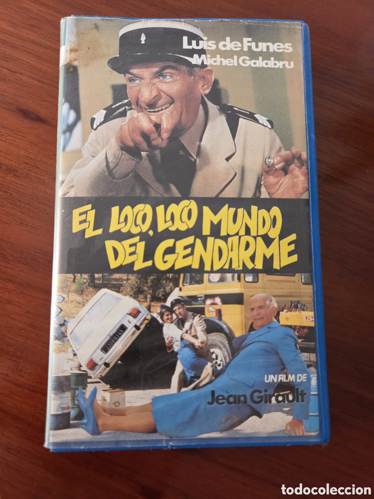 Cine: VHS Original &ndash; El loco, loco mundo del gendarme &ndash; Louis de Fun&egrave;s &ndash; Comedia 1a Edici&oacute;n de Videoclub