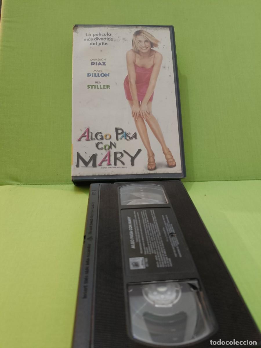 Cine: VHS Algo pasa con Mary Cameron D&iacute;az - primera edici&oacute;n video club