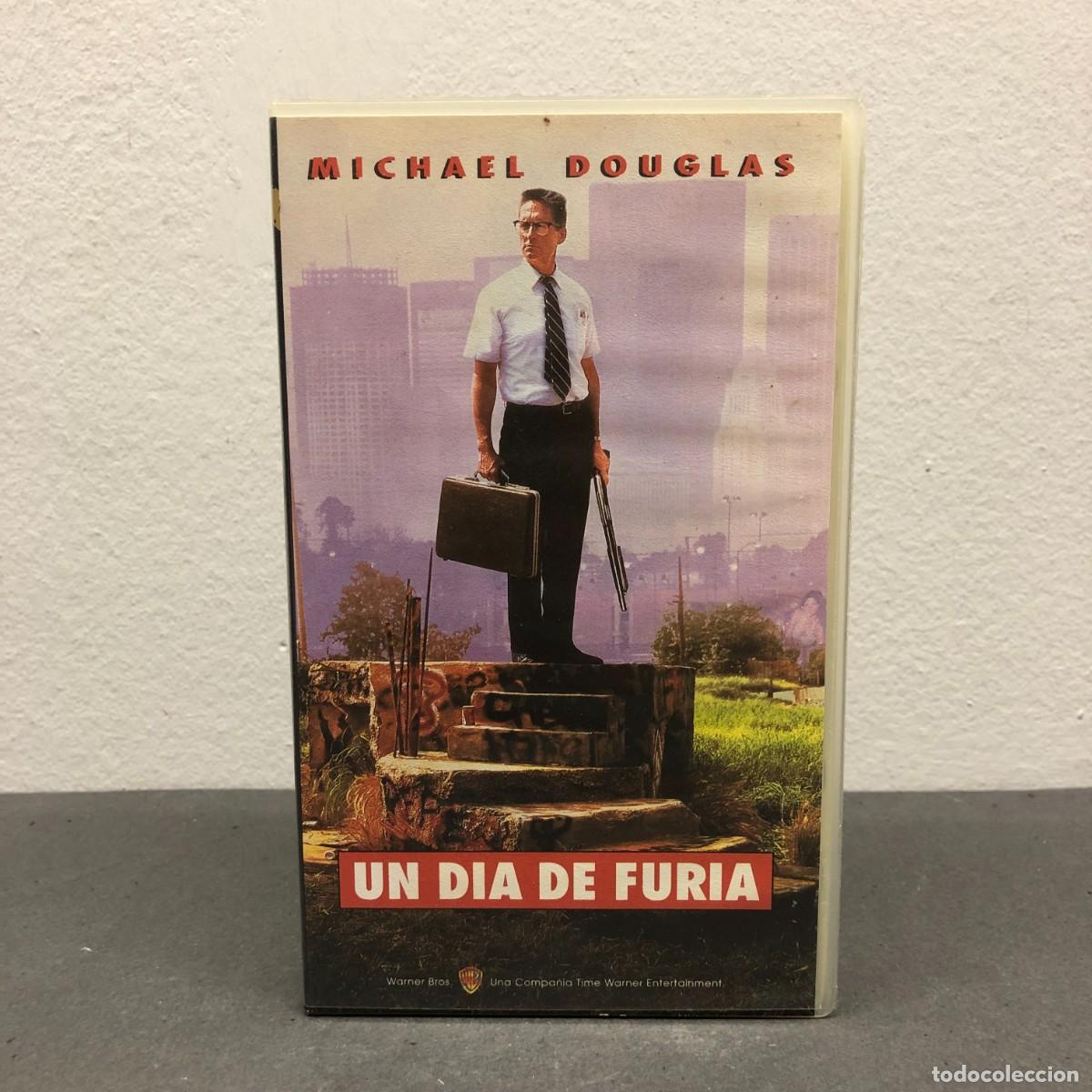 Cinema: UN DIA DE FURIA - MICHAEL DOUGLAS - VHS - WARNER BROS - 1994 - 112 MIN. - 43.571 / 755