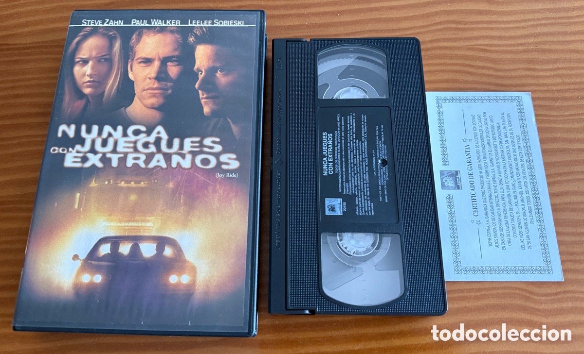 Cine: Nunca juegues con extra&ntilde;os VHS Ed Videoclub