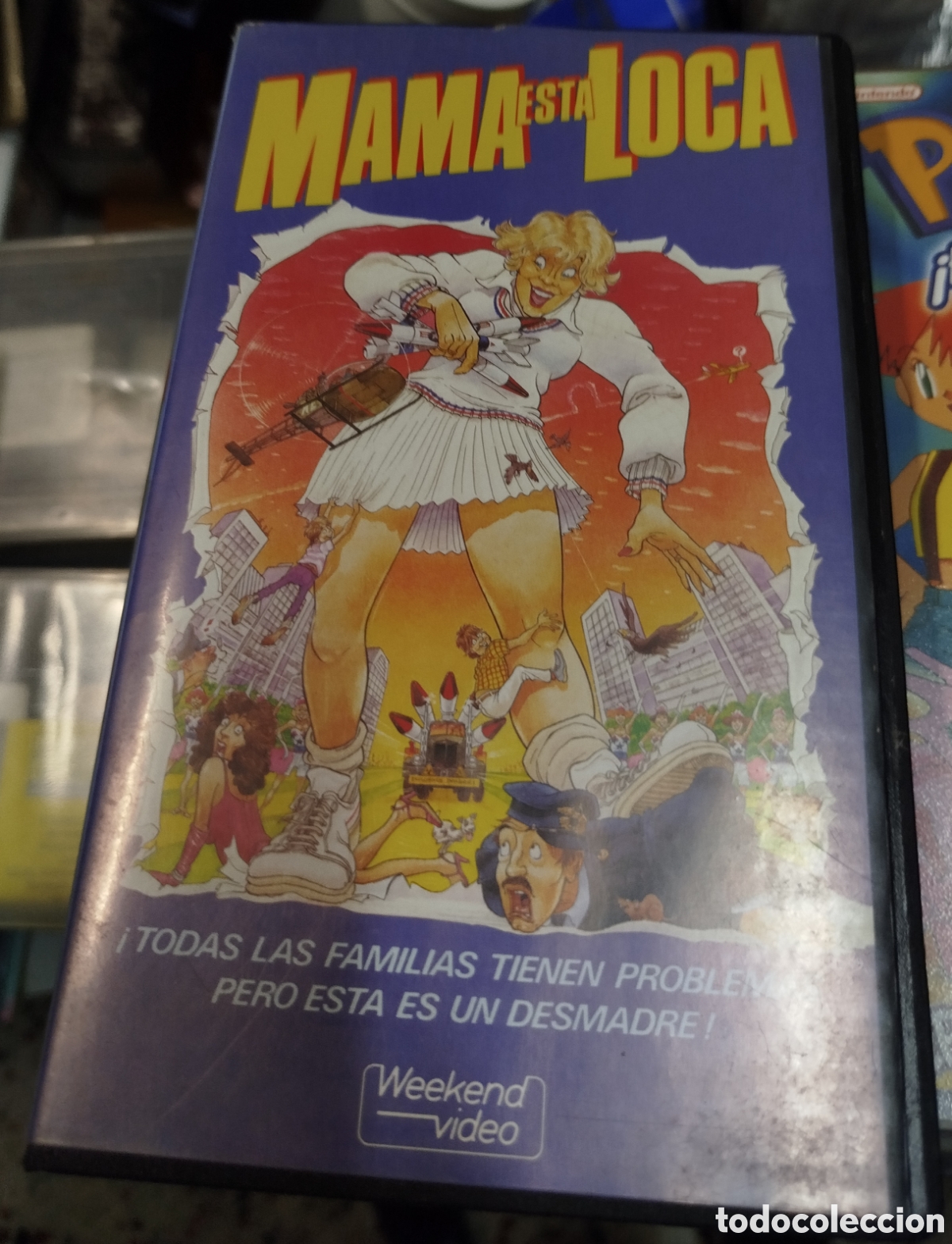 Cine: Mama est&aacute; loca. VHS. .