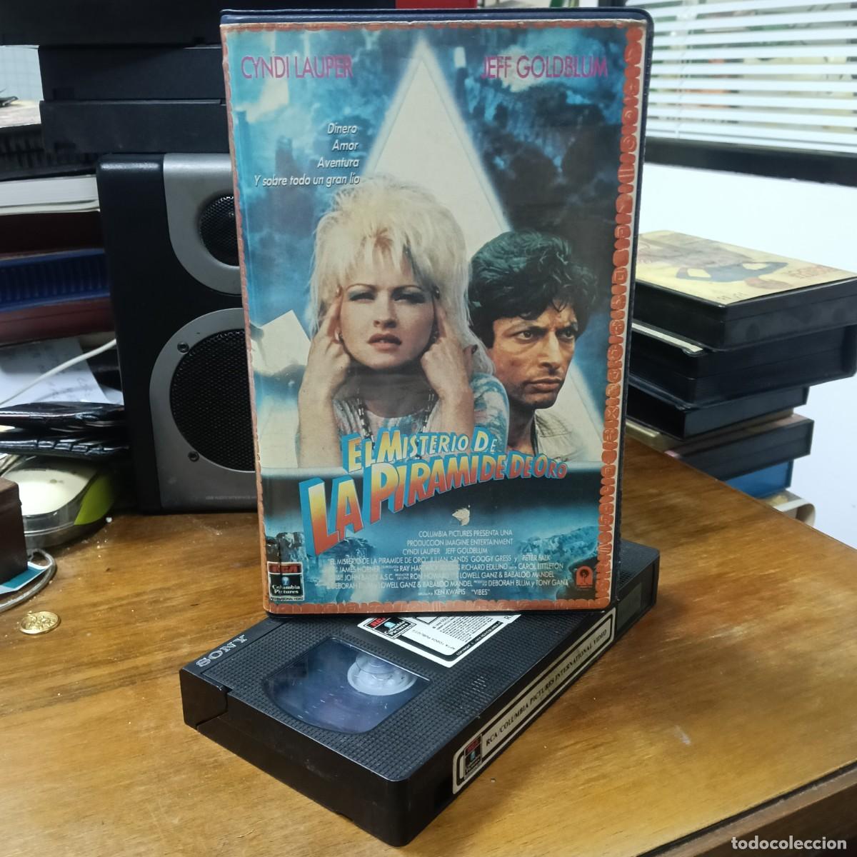 Cine: EL MISTERIO DE LA PIRAMIDE DE ORO - KEN KWAPIS - CYNDI LAUPER, JEFF GOLDBLUM - RCA 1989