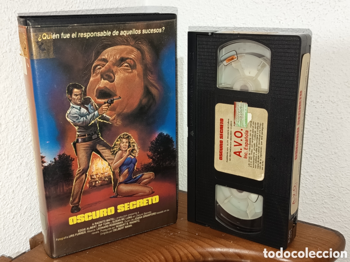 Cine: Oscuro secreto. Pel&iacute;cula VHS