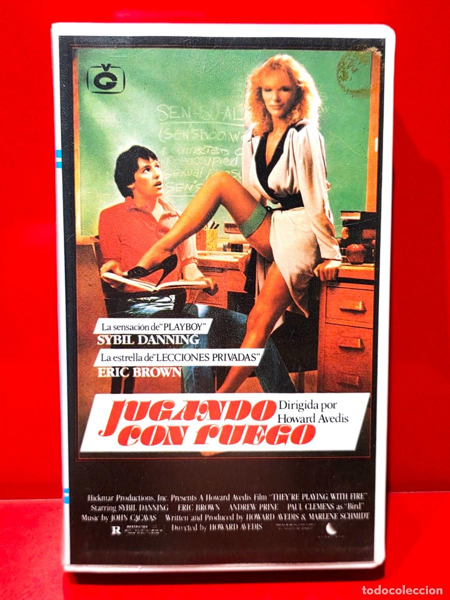 Cine: JUGANDO CON FUEGO (1984) - Sybil Danning, Eric Brown, Andrew Prine