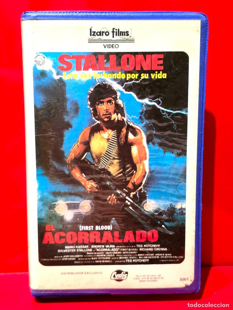 Cine: RAMBO - First blood (1982) - 1&ordf; EDICI&Oacute;N IZARO