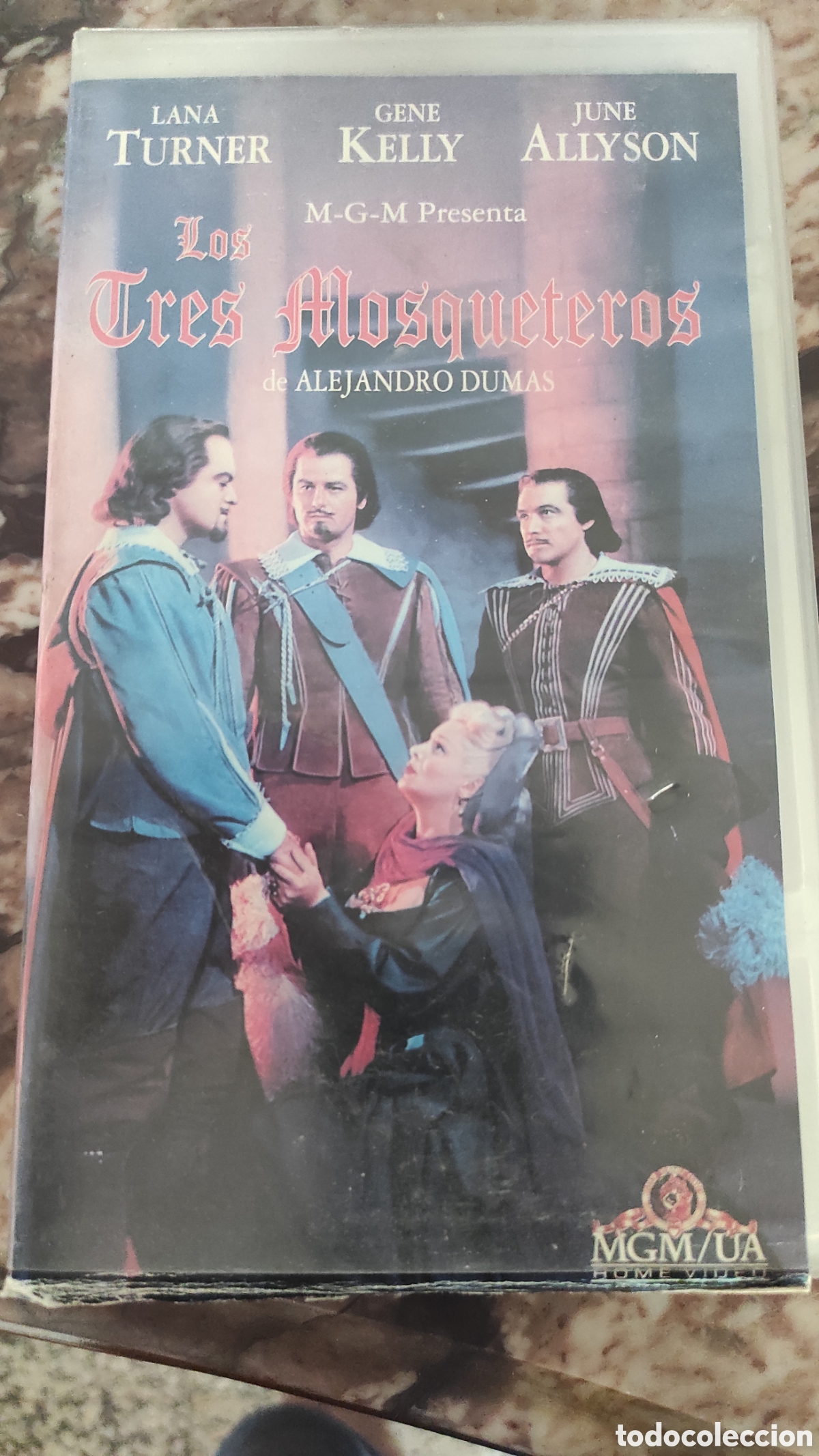 Cine: Los tres mosqueteros. Cinta VHS.